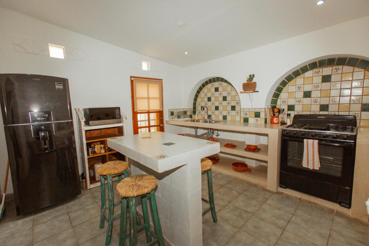 Cien Palmas- Authentic Mexican Casita 1 -Downtown تودوس سانتوس المظهر الخارجي الصورة